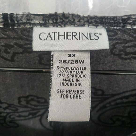 Catherines Women's Size 3X 26/28W Black Velvet Floral Blouse Top Whimsical - Picture 2 of 8